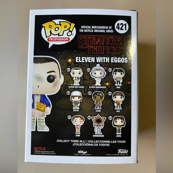 Funko Pop Eleven with Eggos Chase edition + Protector - Picture 4 of 6
